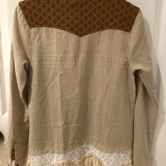 Brand new Buckle Shirt - Picture 4 of 6